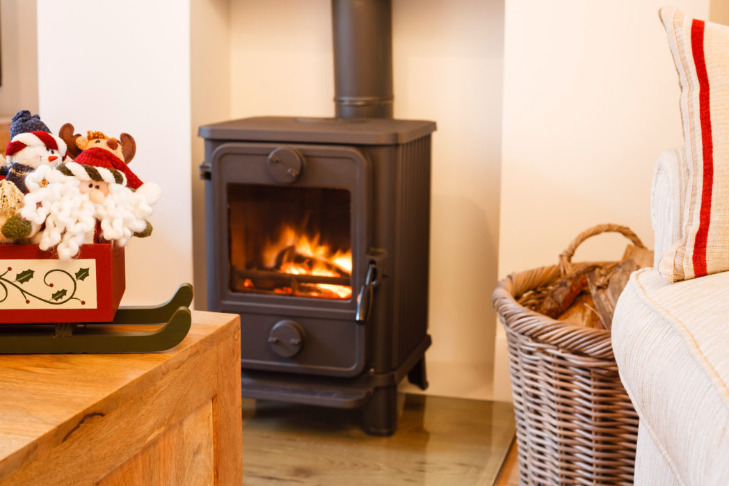 don-t-burn-your-christmas-tree-in-your-wood-burning-stove