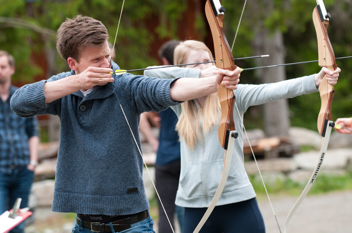 Kristian Skeie (SINTEF Byggforsk) og Monika Nikolaisen (sommerforsker SINTEF Energi) i helspenn.