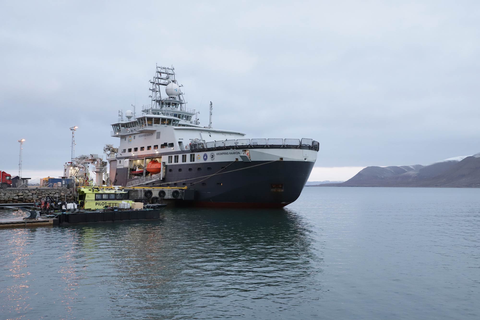 Research vessel Kronprins Haakon